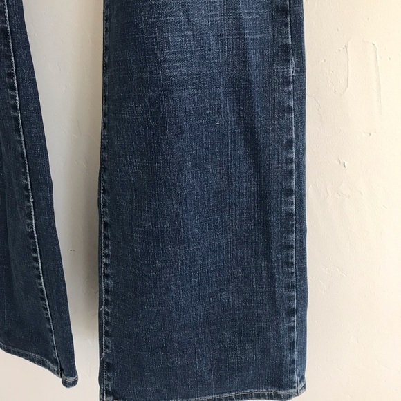 Levi Bootcut Jeans - Picture 5 of 9